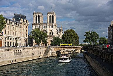 《原子之心》DLC湮灭本能更新上线 主要调整难度设定